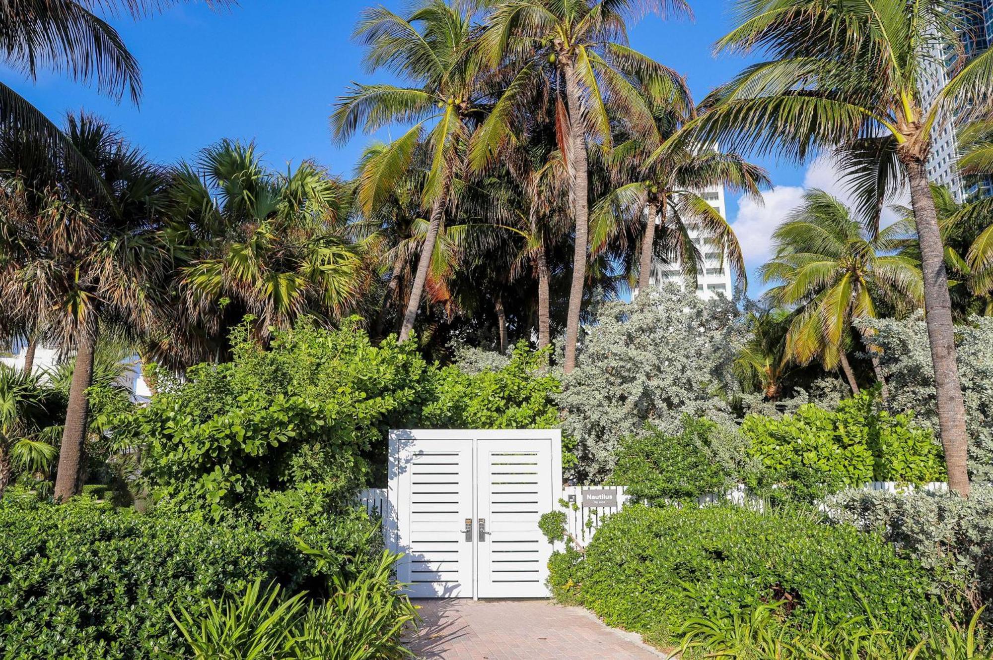 Nautilus Sonesta Miami Beach Hotel Exterior photo